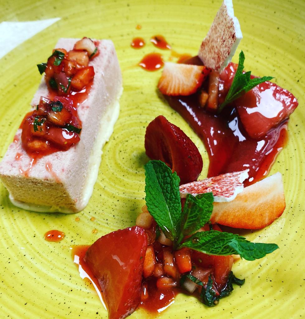 Strawberry dessert